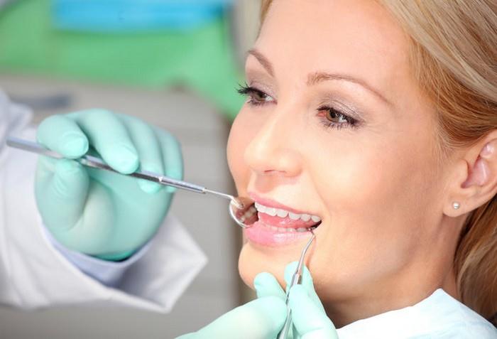 Získejte celistvý chrup díky zubnímu můstku